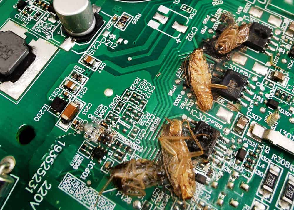 How to Get Roaches Out of Electronics: 7 Ways (Risks/Reasons) » The